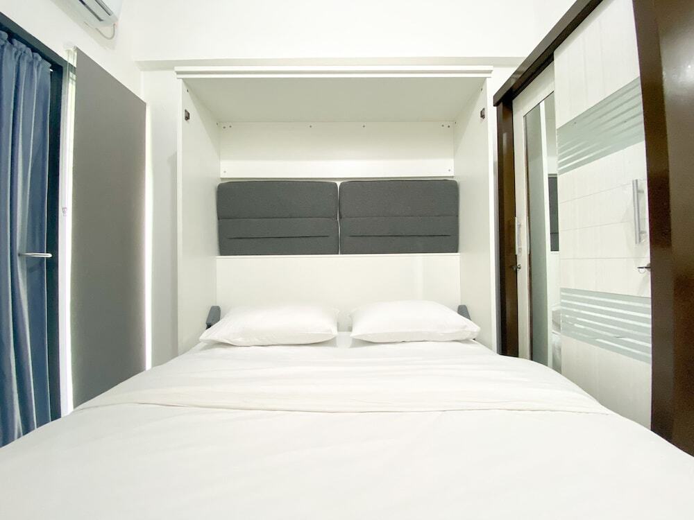 Бекаси: Restful And Tidy Studio Sayana Bekasi Apartment