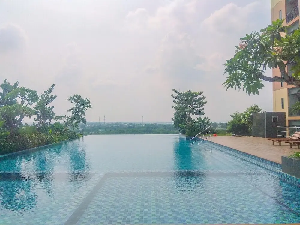 Бекаси: Restful And Tidy Studio Sayana Bekasi Apartment