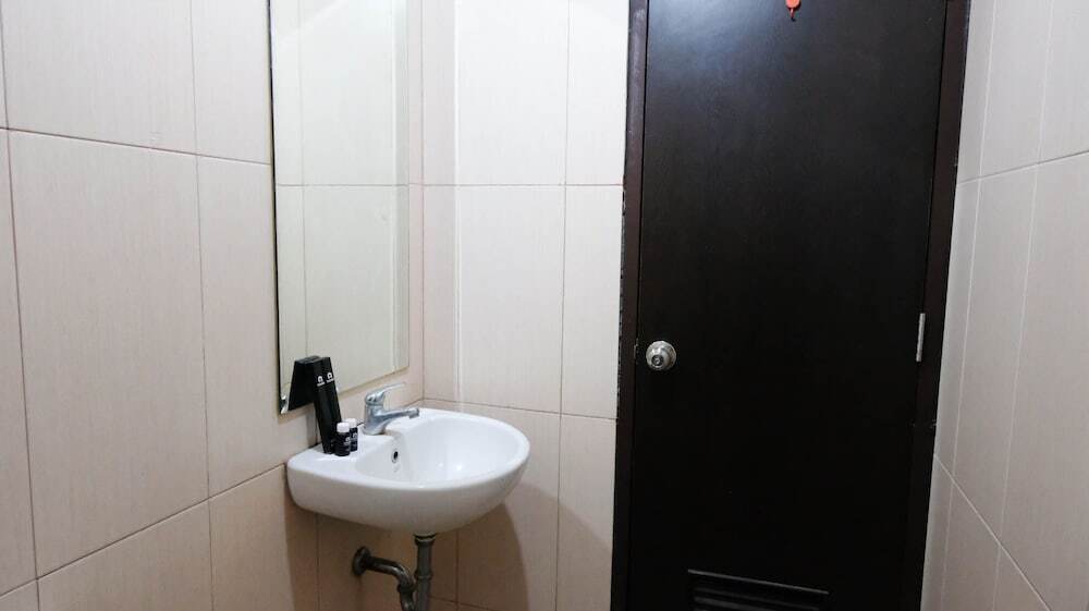 Сурабая: Good Deal And Strategic 2Br At Tamansari Papilio Apartment