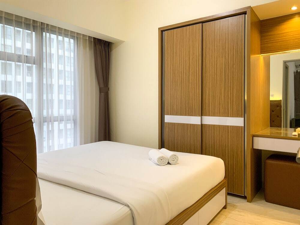Legok: Spacious And Nice 3Br Apartment At M-Town Residence