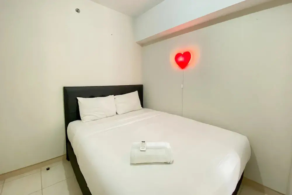 Бекаси: Modern And Homey 2Br At Springlake Summarecon Bekasi Apartment