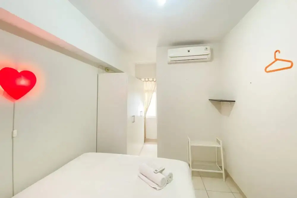 Бекаси: Modern And Homey 2Br At Springlake Summarecon Bekasi Apartment