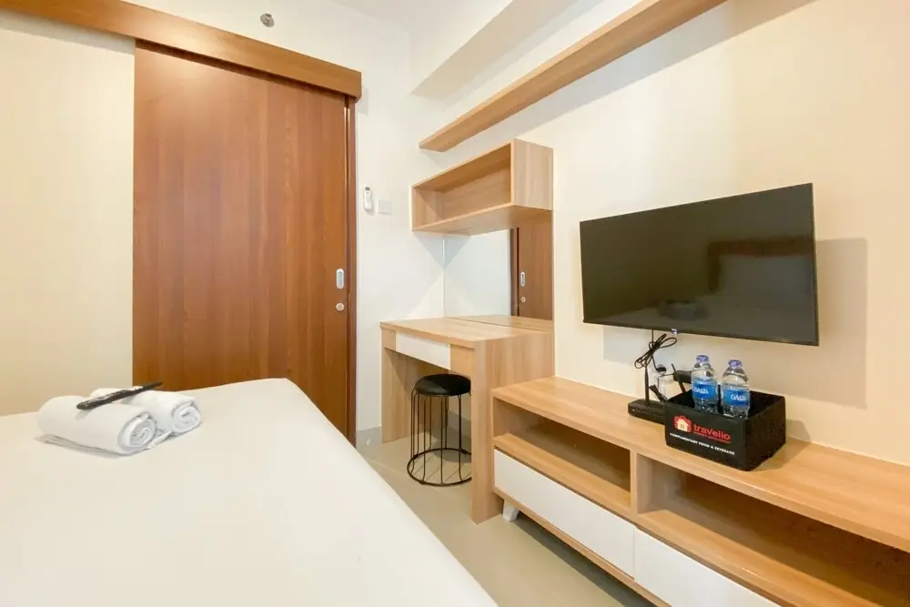 Бекаси: Compact 1Br Without Living Room At Grand Kamala Lagoon Aparment