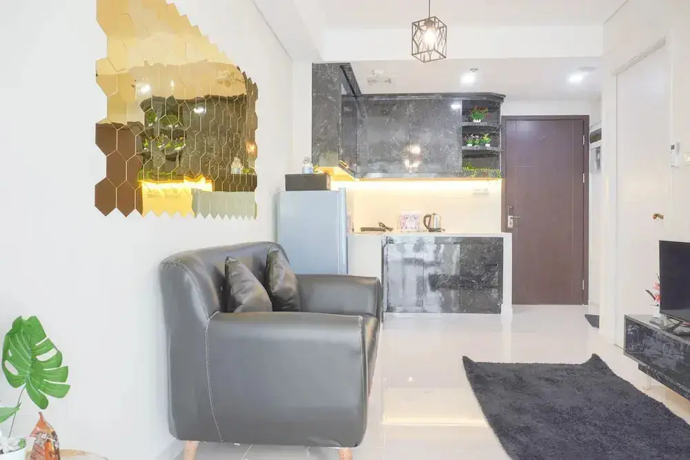 Nice And Comfort 2Br At Daan Mogot City Apartment — фото 1