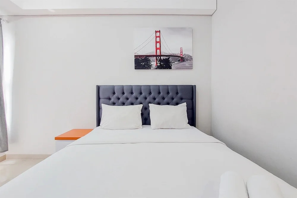 Южный Тангеранг: Modern Look And Cozy Studio At Transpark Bintaro Apartment