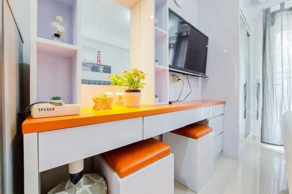 Южный Тангеранг: Modern Look And Cozy Studio At Transpark Bintaro Apartment