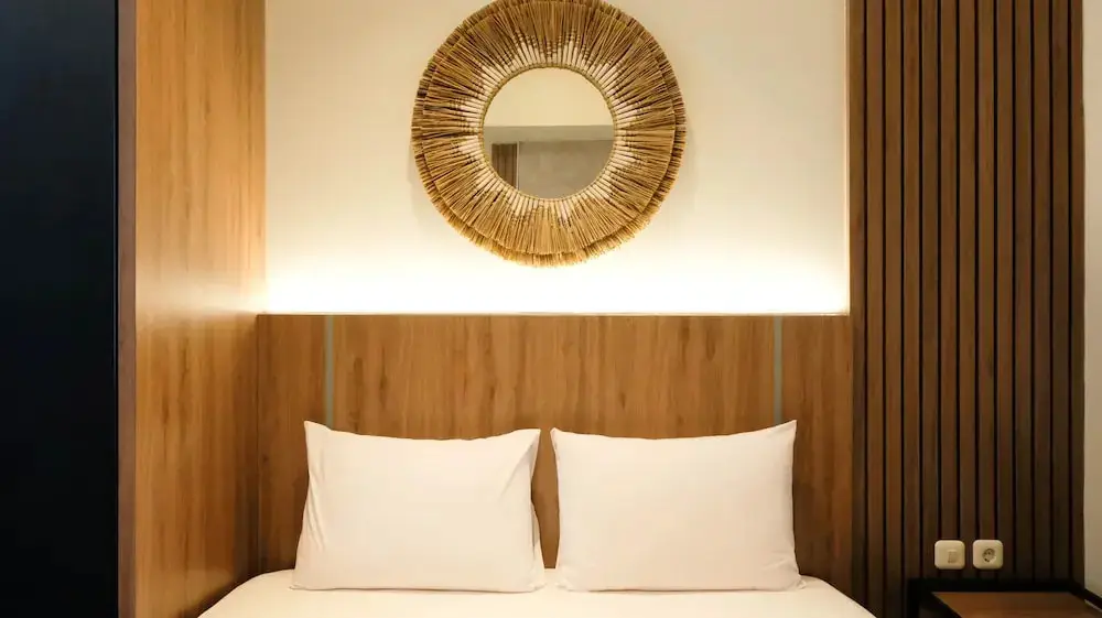 Сурабая: Aesthetic 2Br Connected To Mall At Supermall Mansion Apartment