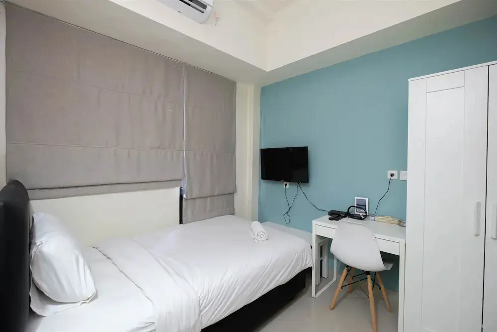 Депок: Combined 3Br Apartment Without Living Room At Evenciio Margonda