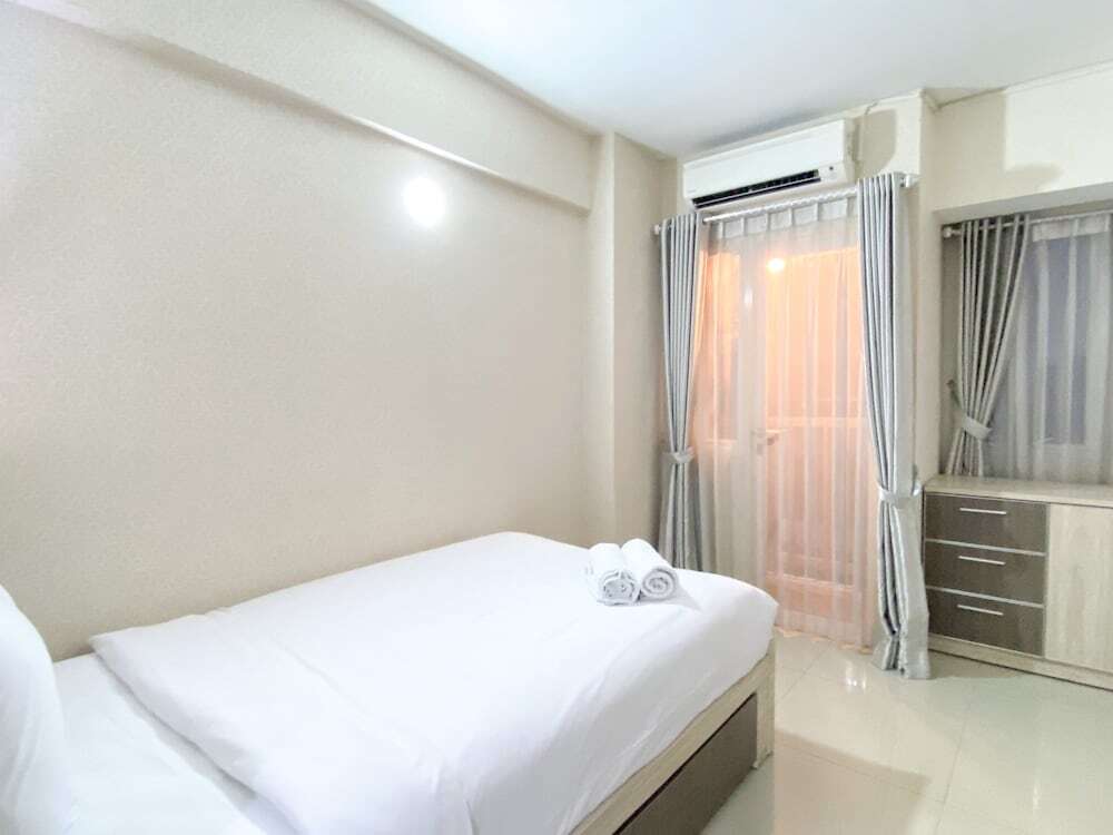Караванг: Comfortable Studio Apartment For 1 Pax Grand Sentraland Karawang