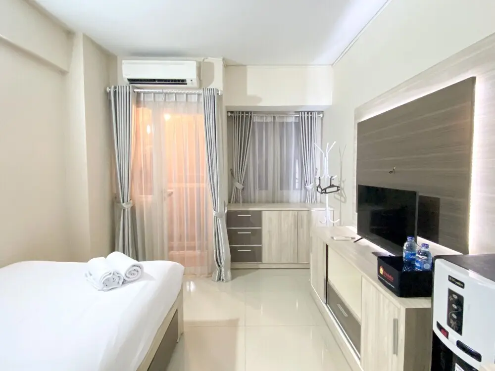 Караванг: Comfortable Studio Apartment For 1 Pax Grand Sentraland Karawang