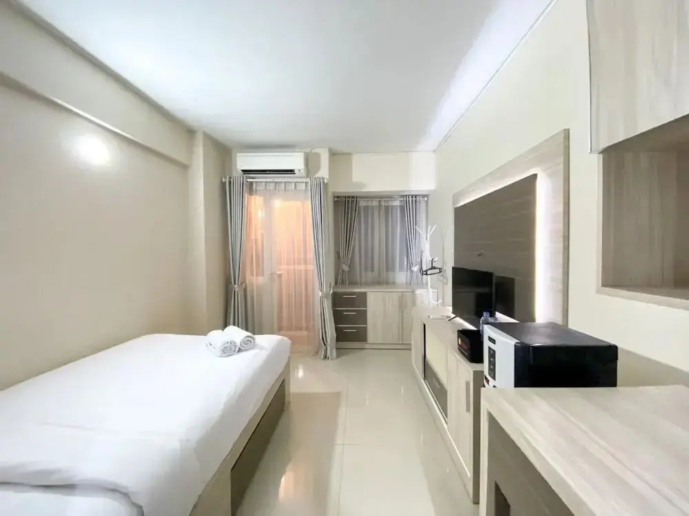 Караванг: Comfortable Studio Apartment For 1 Pax Grand Sentraland Karawang