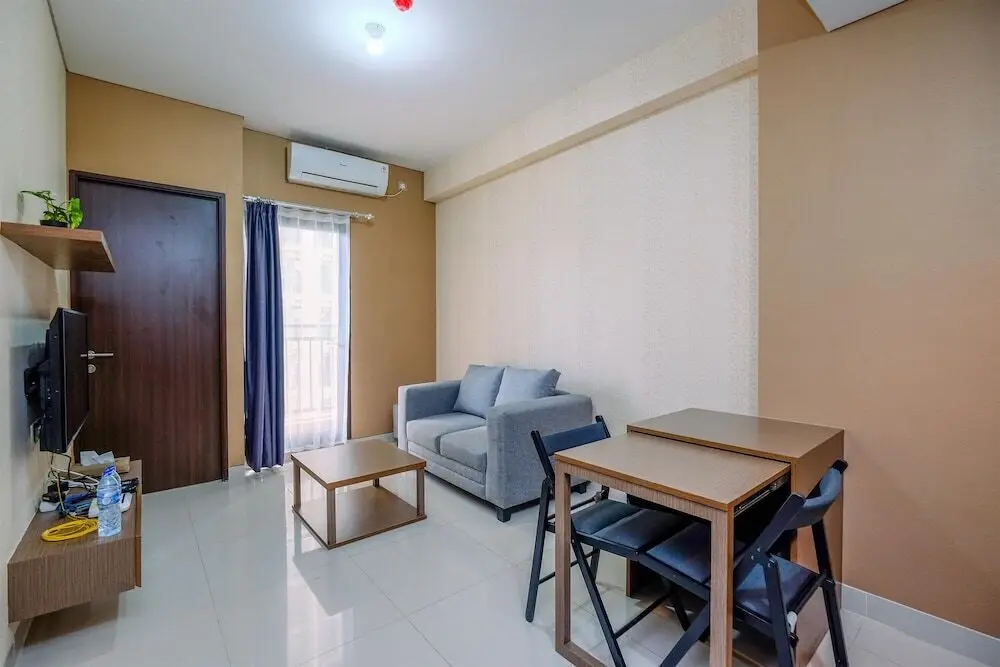 Депок: Comfort Designed 2Br At Transpark Cibubur Apartment