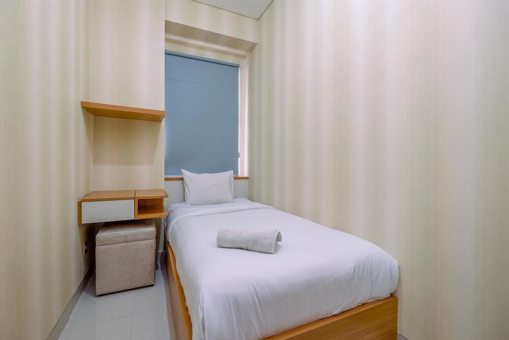 Депок: Comfort Designed 2Br At Transpark Cibubur Apartment