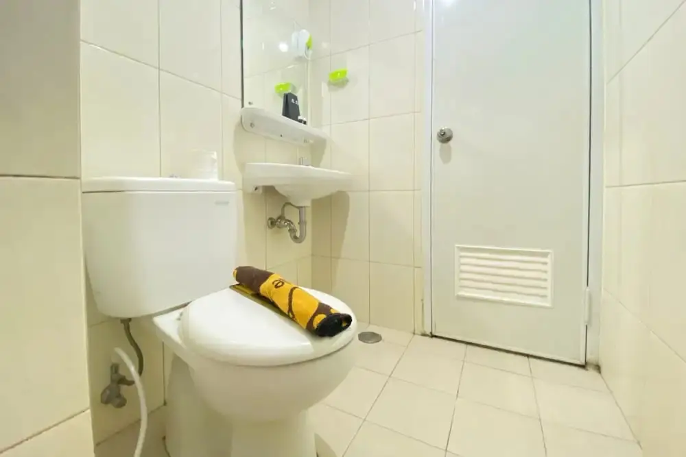Бекаси: Best Homey And Nice 2Br At Springalake Summarecon Bekasi Apartment