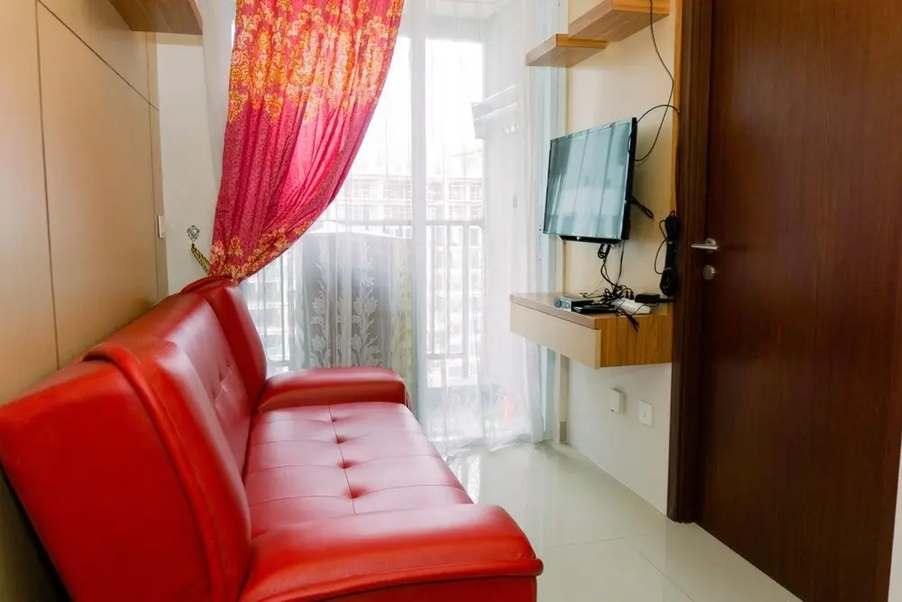 Южный Тангеранг: Homey With Modern Style 2Br Parkland Avenue Apartment