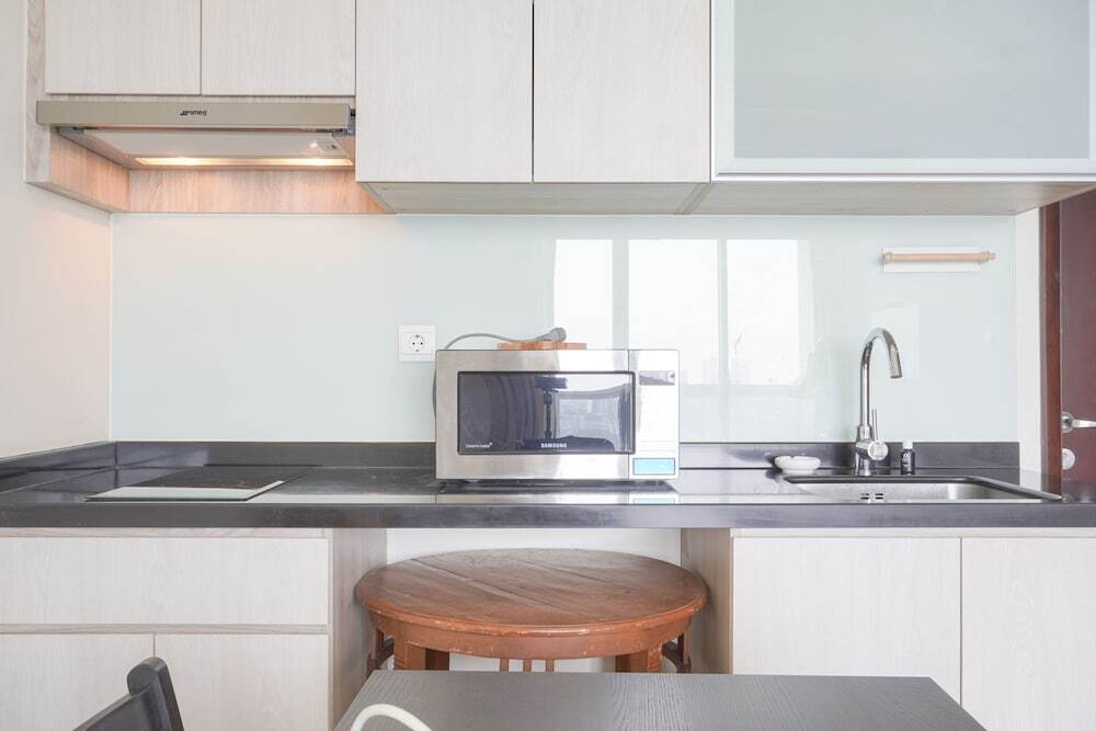 Джакарта: Nice And Elegant 2Br At 26Th Floor Menteng Park Apartment