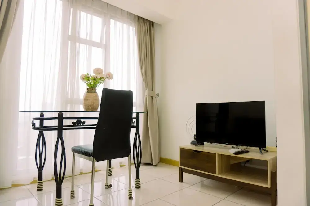 Legok: Fancy And Simply 1Br Apartment At M-Town Residence