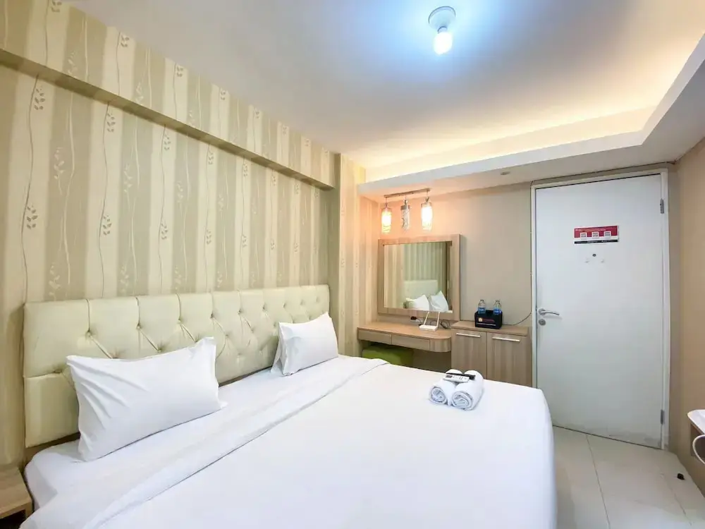Джакарта: Cozy And Comfy Studio At Bassura City Apartment