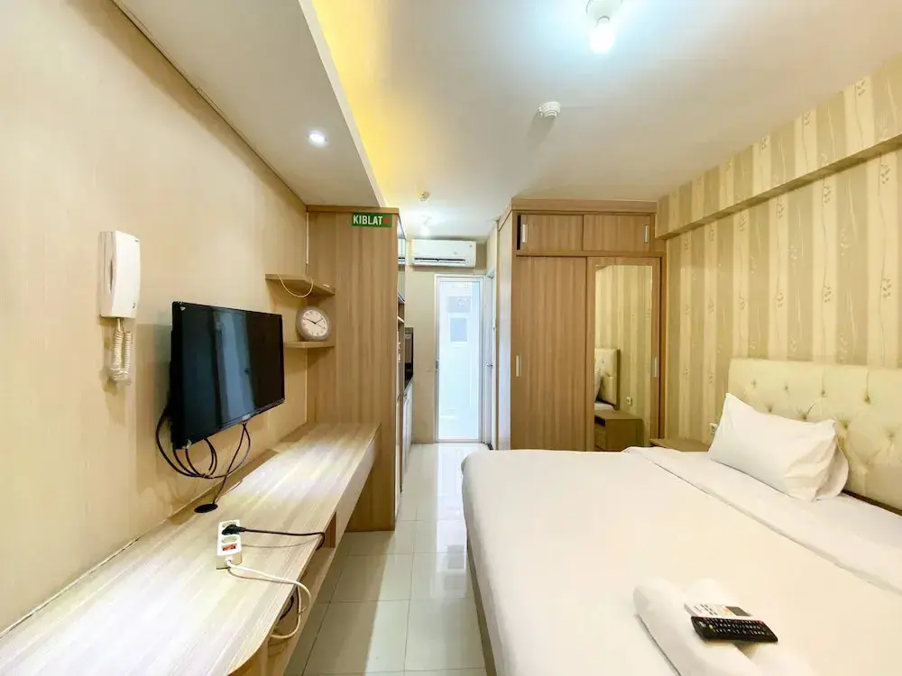 Джакарта: Cozy And Comfy Studio At Bassura City Apartment