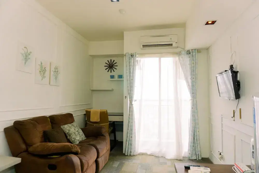 Южный Тангеранг: Nice And Homey 1Br At Serpong Greenview Apartment