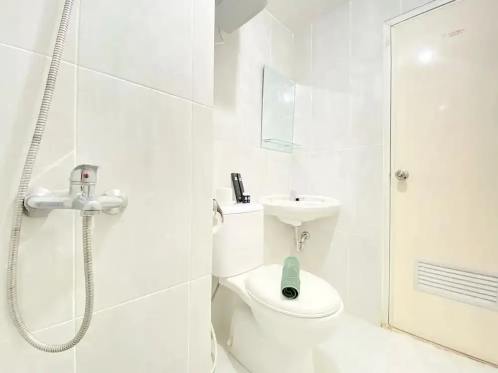 Бандунг: Spacious 2Br Apartment At Grand Asia Afrika