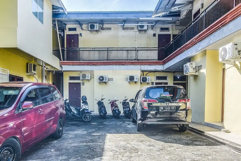 Манадо: SPOT ON 92000 3m Kost Dan Homestay