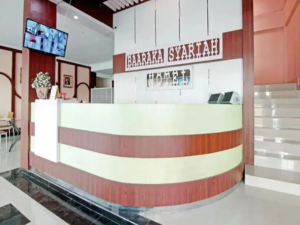 Пеканбару: OYO 90857 Baaraka Syariah Hotel