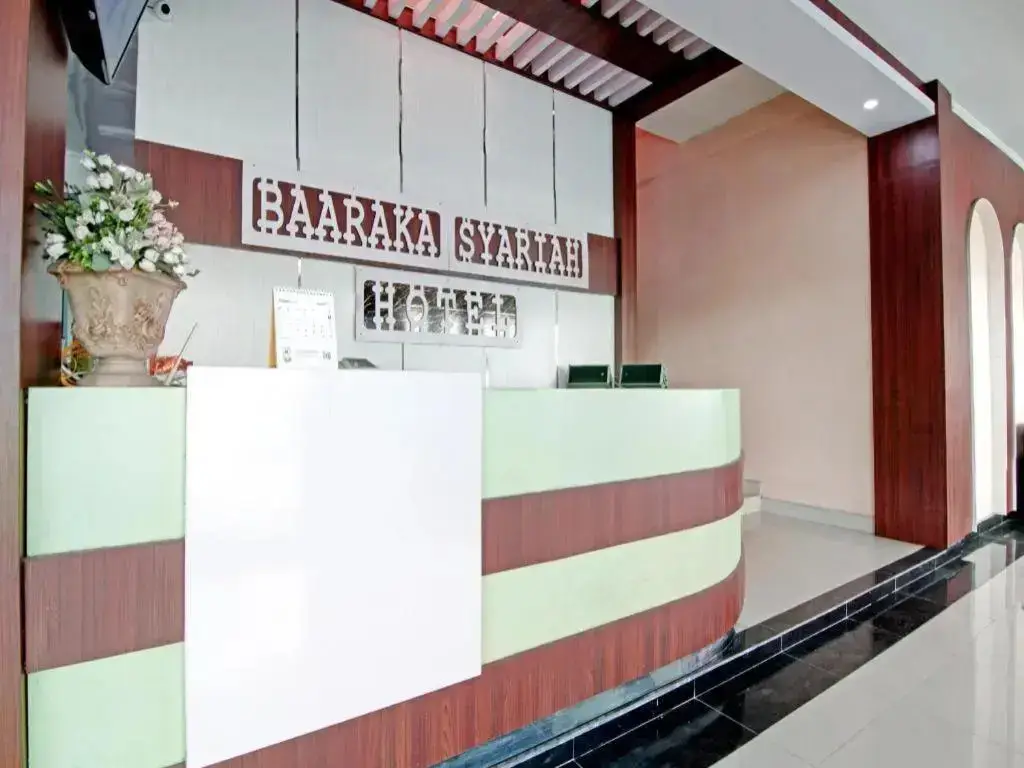 Пеканбару: OYO 90857 Baaraka Syariah Hotel