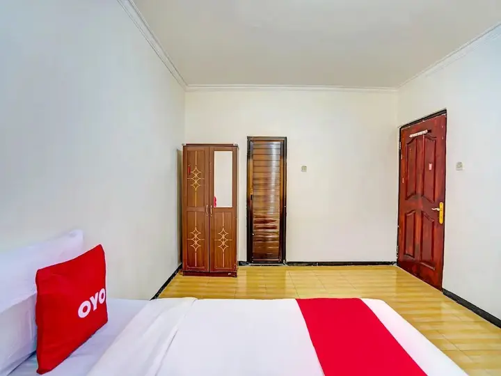 Сурабая: OYO Flagship 90899 Comfitel Siwalankerto