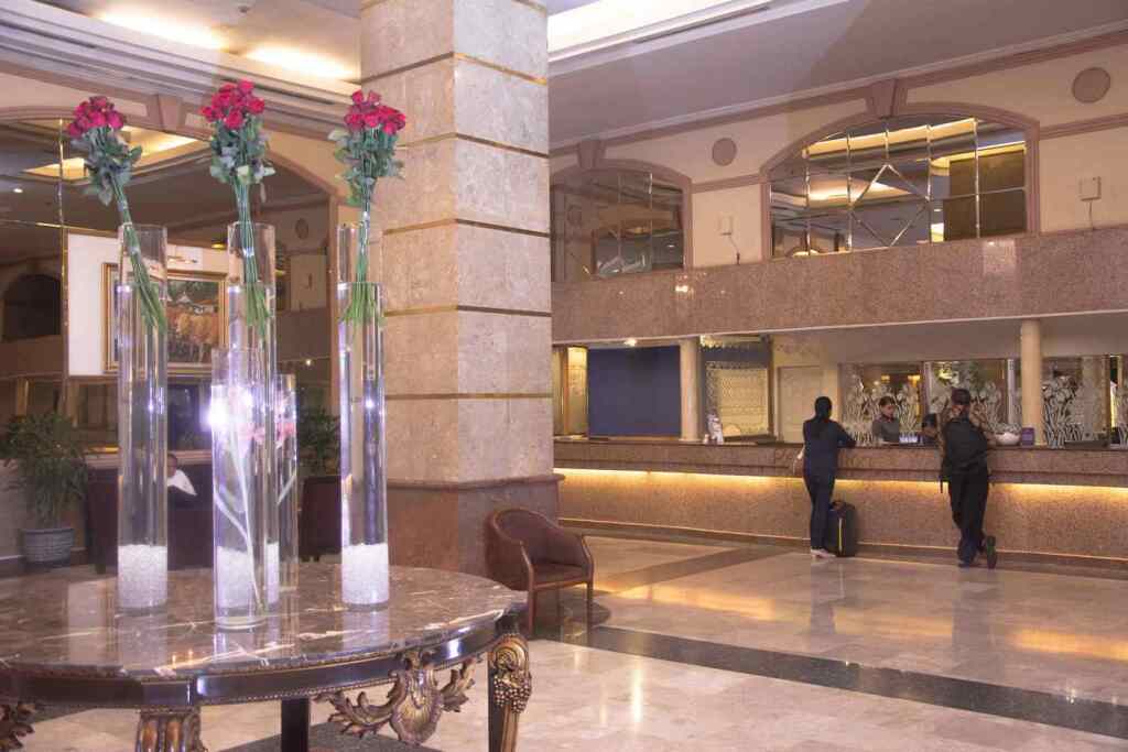 Сурабая: Garden Palace Hotel Surabaya