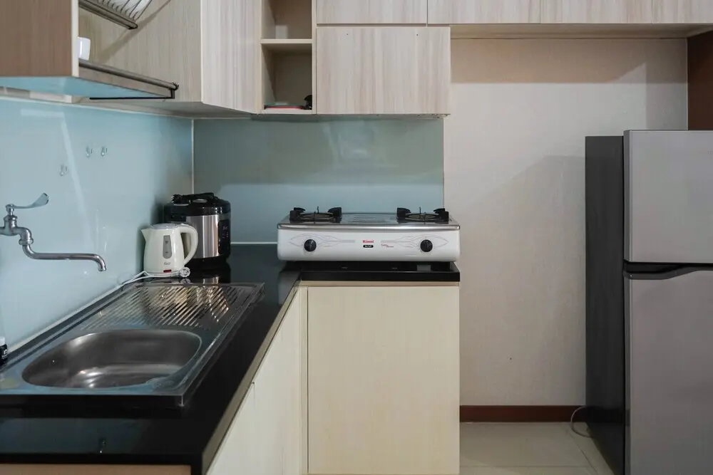 Джакарта: Sea View 2br Apartment at Green Bay Condominium