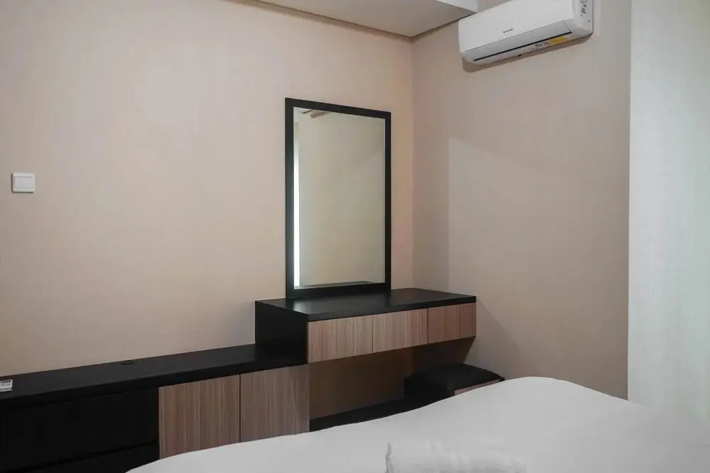 Джакарта: Sea View 2br Apartment at Green Bay Condominium