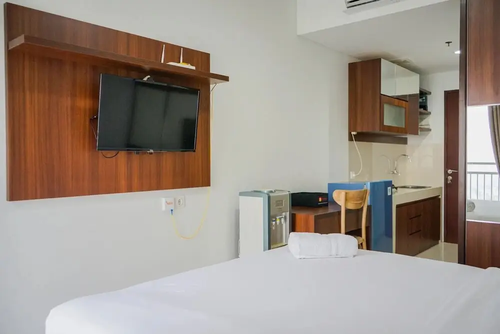 Тангеранг: Cozy and Functional Studio Apartment at Springwood Residence