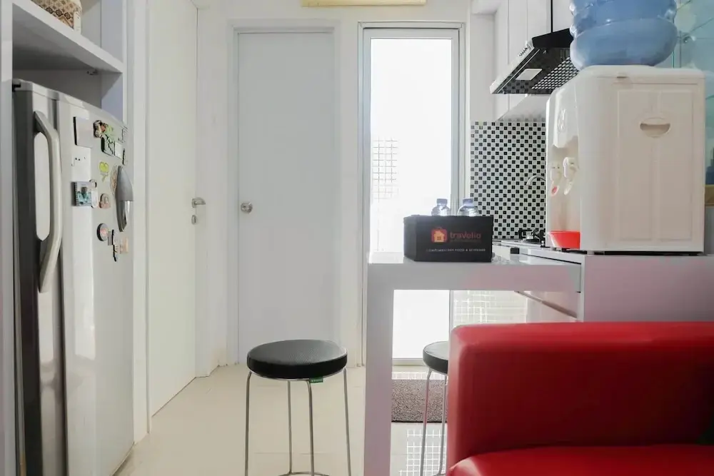 Джакарта: 2BR Homey Apartment at Bassura City near Mall