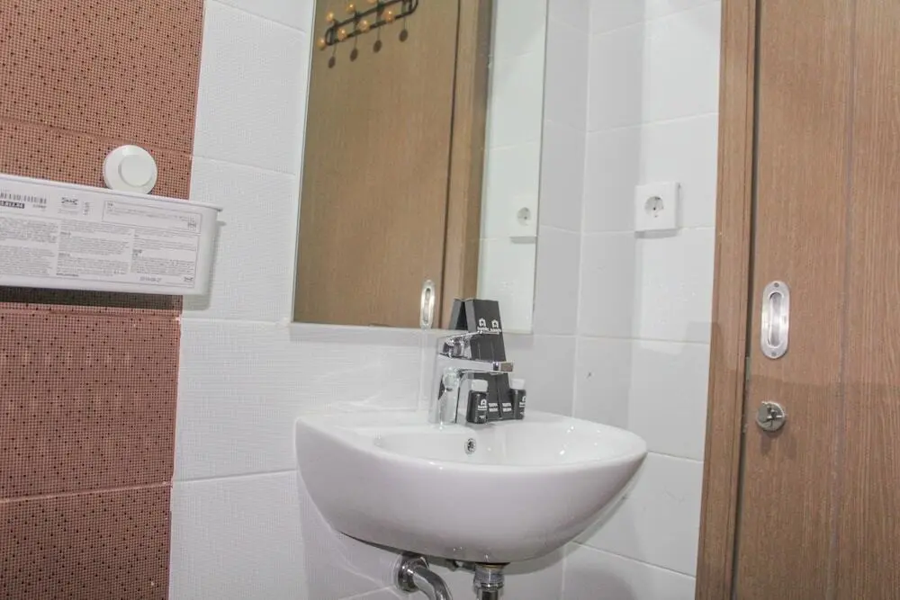 Джакарта: Homey Studio with City View Apartment @ Puri Orchard