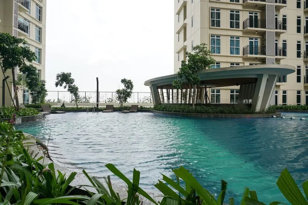 Джакарта: Homey Studio with City View Apartment @ Puri Orchard