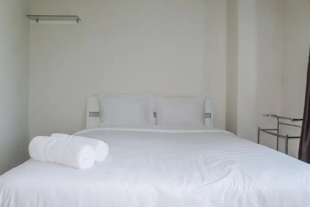 Джакарта: Homey Studio with City View Apartment @ Puri Orchard