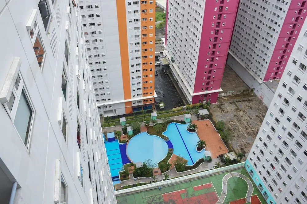 Джакарта: Cozy and Comfort Living Studio at Green Pramuka City Apartment