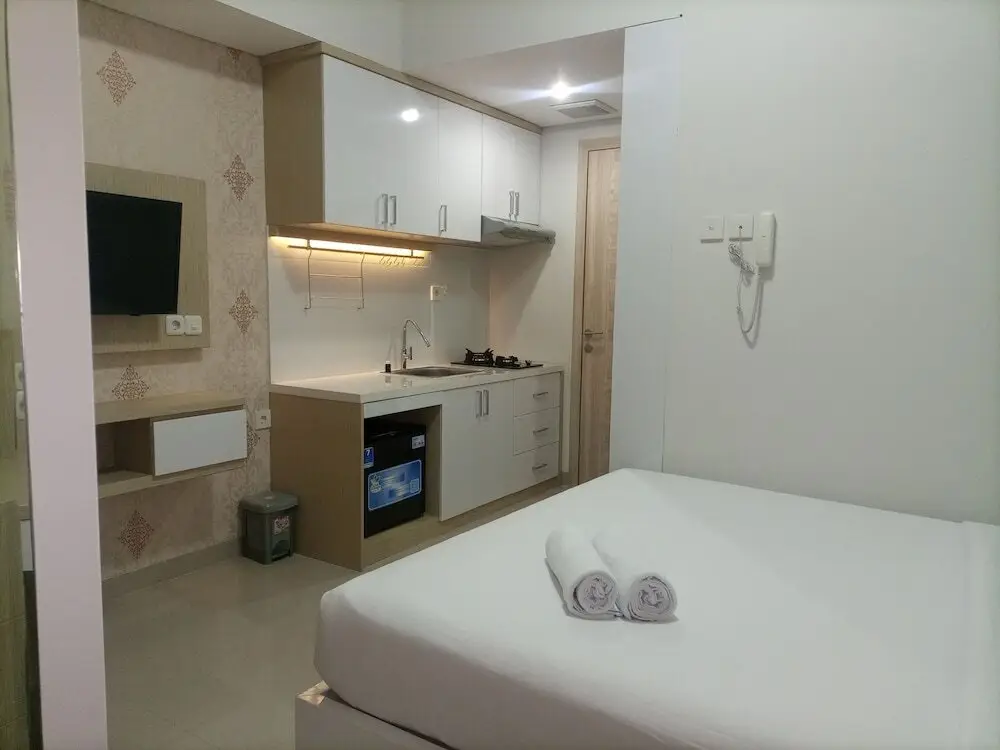 Батуретно: Nice And Comfort Studio At Taman Melati Sinduadi Apartment