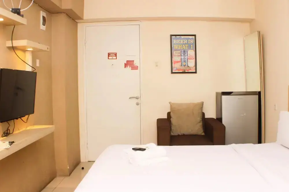 Джакарта: Great Location And Simply Studio Room At Bassura City Apartment