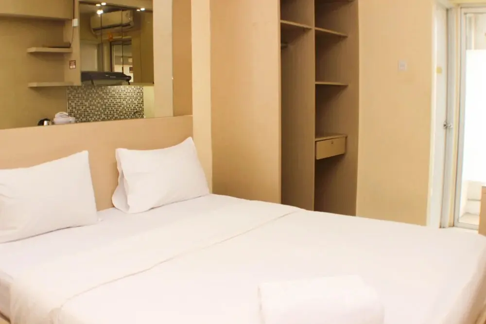 Джакарта: Comfy And Best Location Studio Room At Bassura City Apartment