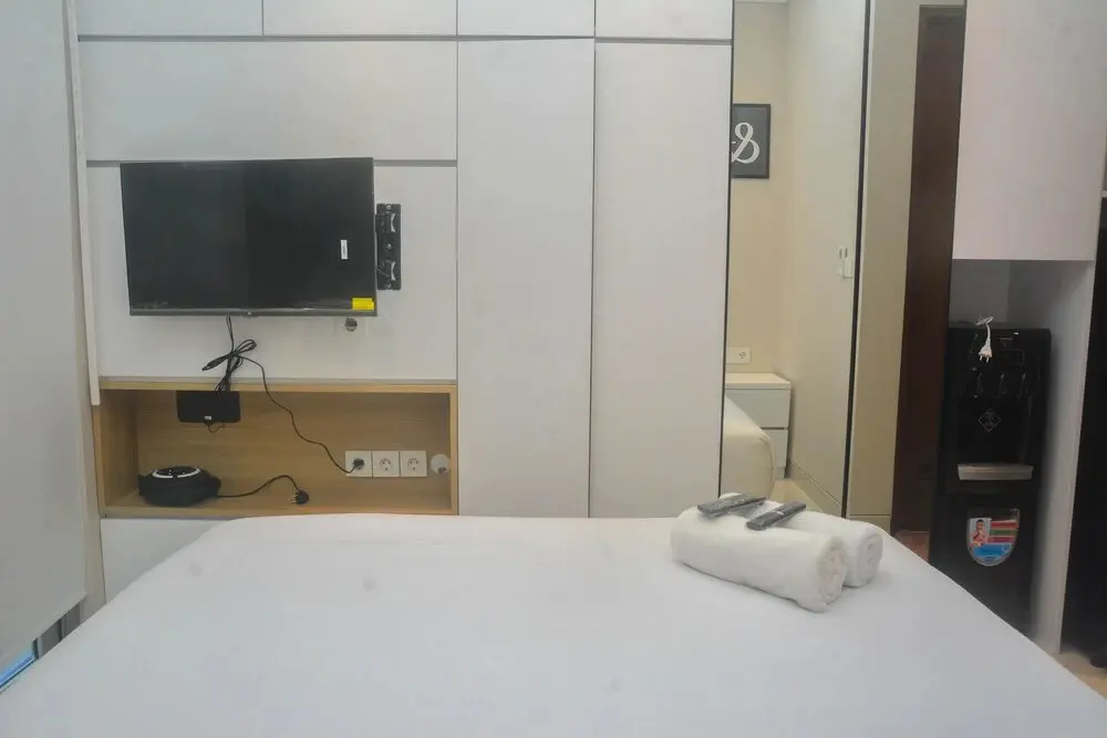 Джакарта: Minimalist Studio At Ciputra World 2 Apartment
