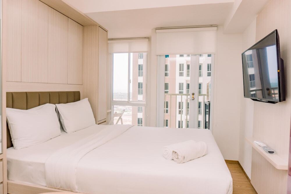 Южный Тангеранг: Simply Look And Comfy Studio At Tokyo Riverside Pik 2 Apartment
