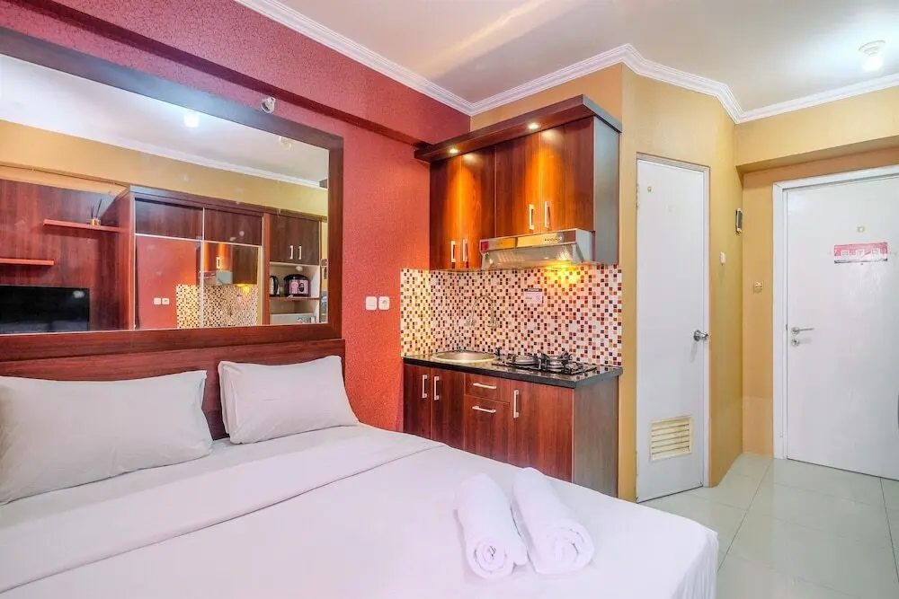 Джакарта: Fancy And Nice Studio At Green Pramuka City Apartment