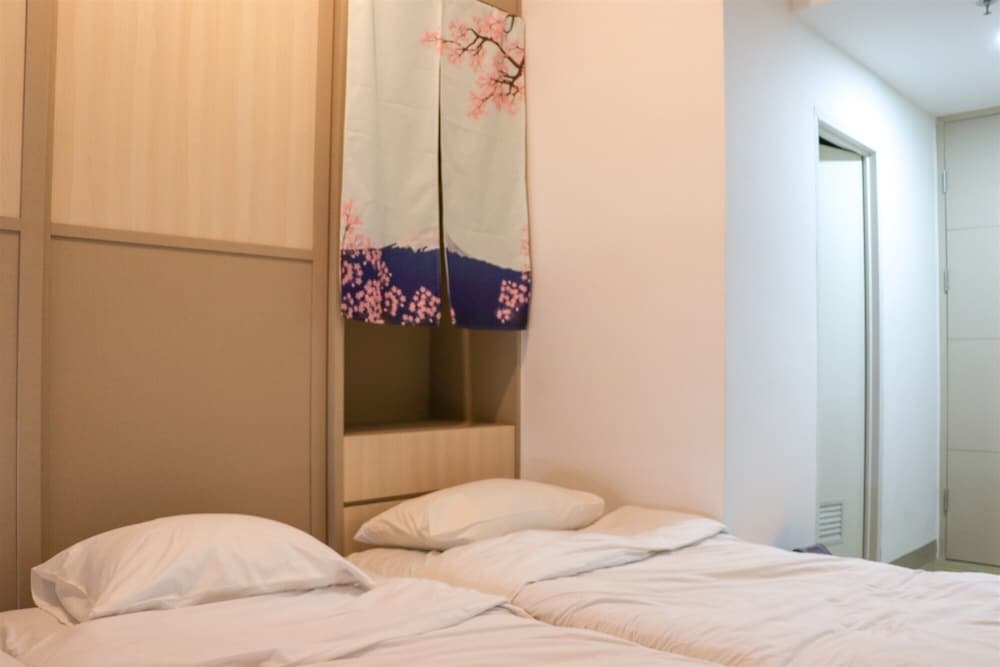 Южный Тангеранг: Cozy Living Studio Apartment At High Floor Tokyo Riverside Pik 2