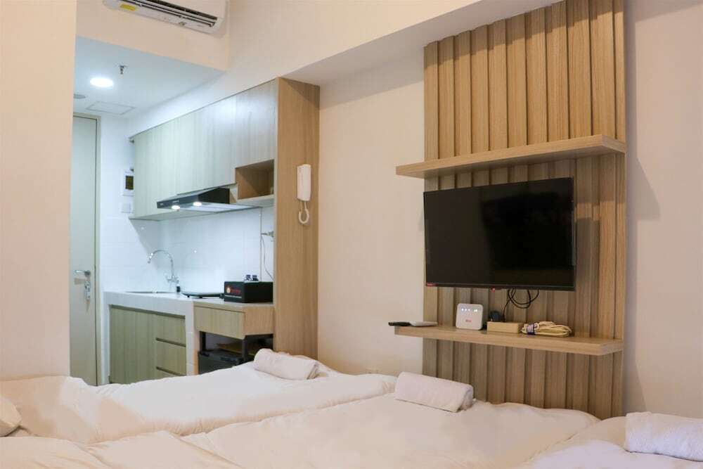 Южный Тангеранг: Cozy Living Studio Apartment At High Floor Tokyo Riverside Pik 2