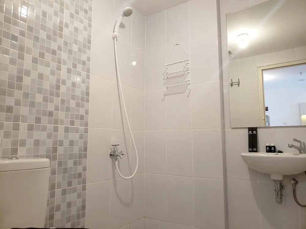 Южный Тангеранг: Elegant 2Br At Tokyo Riverside Pik 2 Apartment