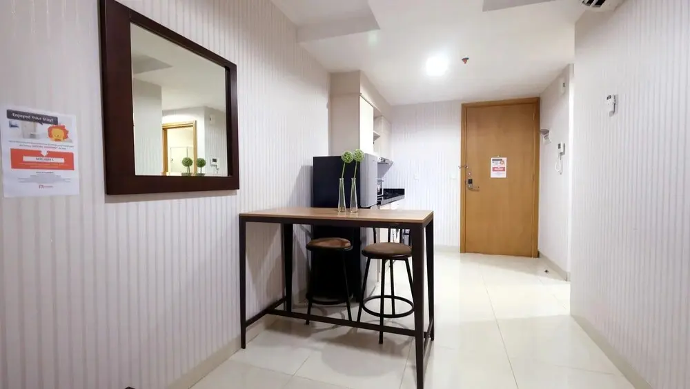 Джакарта: 2 Br Apartment The Mansion Kemayoran Tower Emerald
