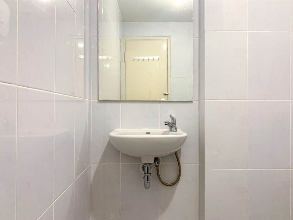 Южный Тангеранг: Nice And Stylish Designed 2Br At Tokyo Riverside Pik 2 Apartment