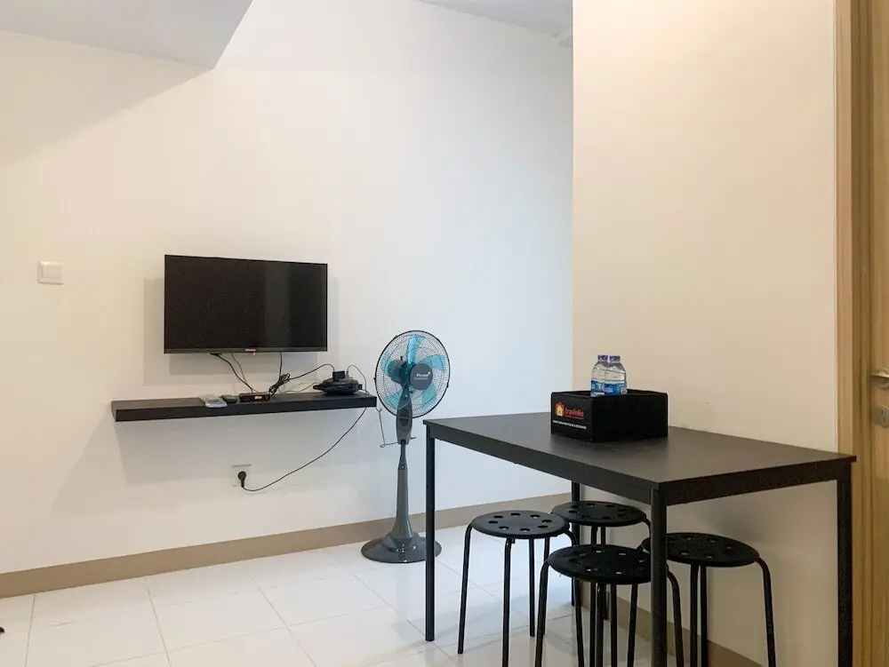 Южный Тангеранг: Nice And Stylish Designed 2Br At Tokyo Riverside Pik 2 Apartment
